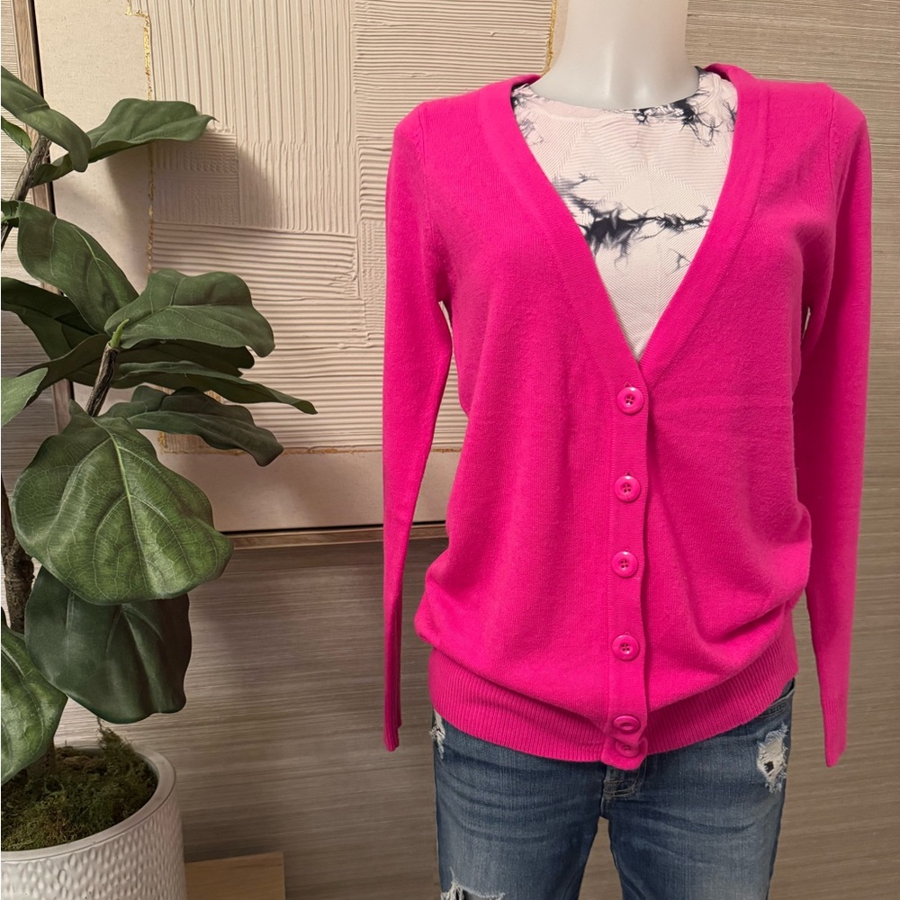Super Soft Hot Pink V-Neck Cardigan Button Front Size Small